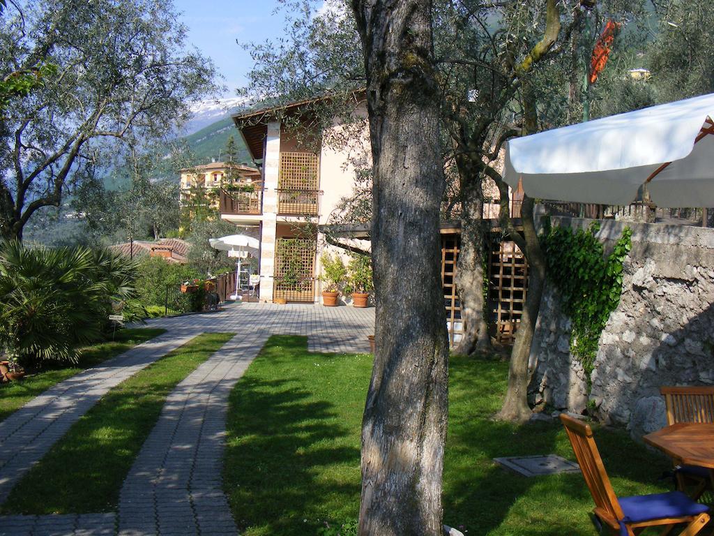 Апартаменти Casa Palmira Бренцоне-суль-Гарда Екстер'єр фото
