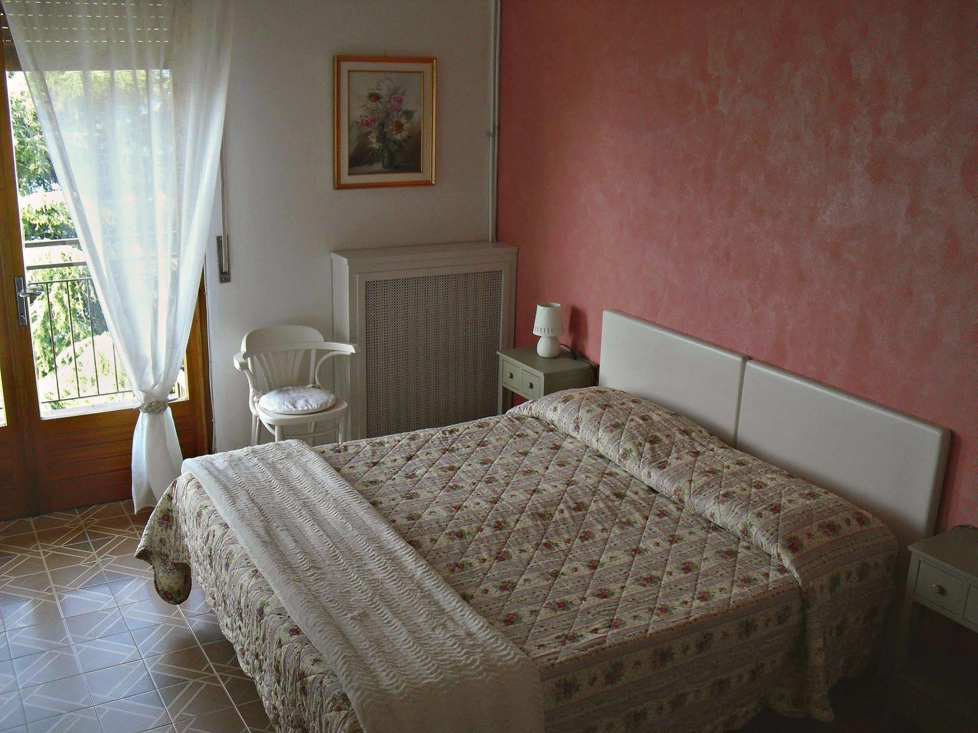 Апартаменти Casa Palmira Бренцоне-суль-Гарда Екстер'єр фото